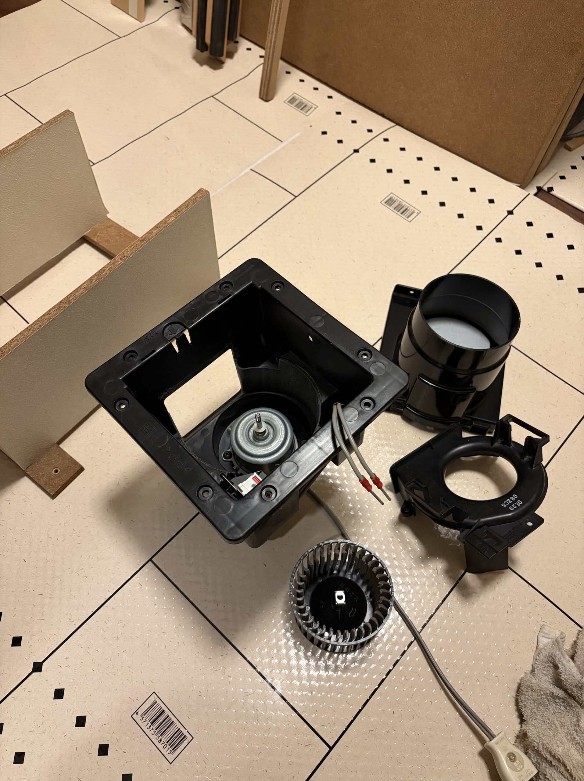 ヤマハアビテックスミニの換気扇掃除写真